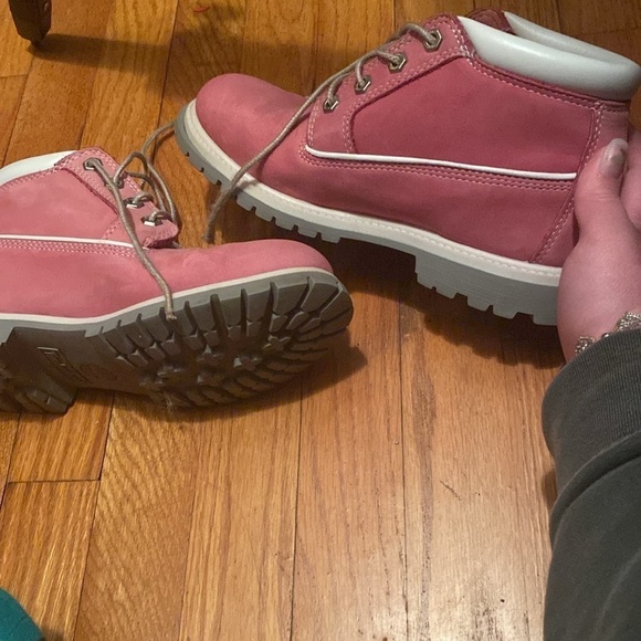 Pink Timberland boots - Picture 3 of 6